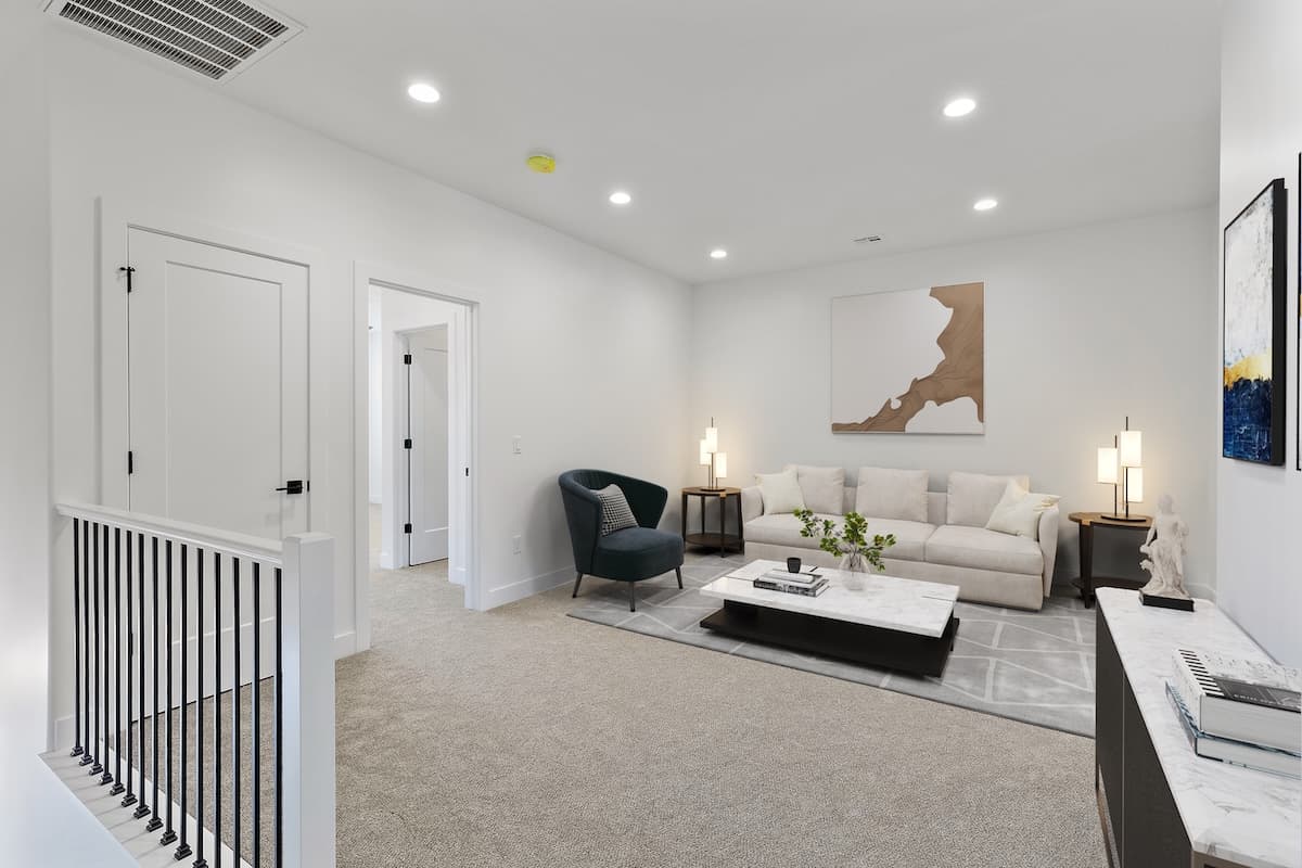 1095 W Albertine Ln — photo 1